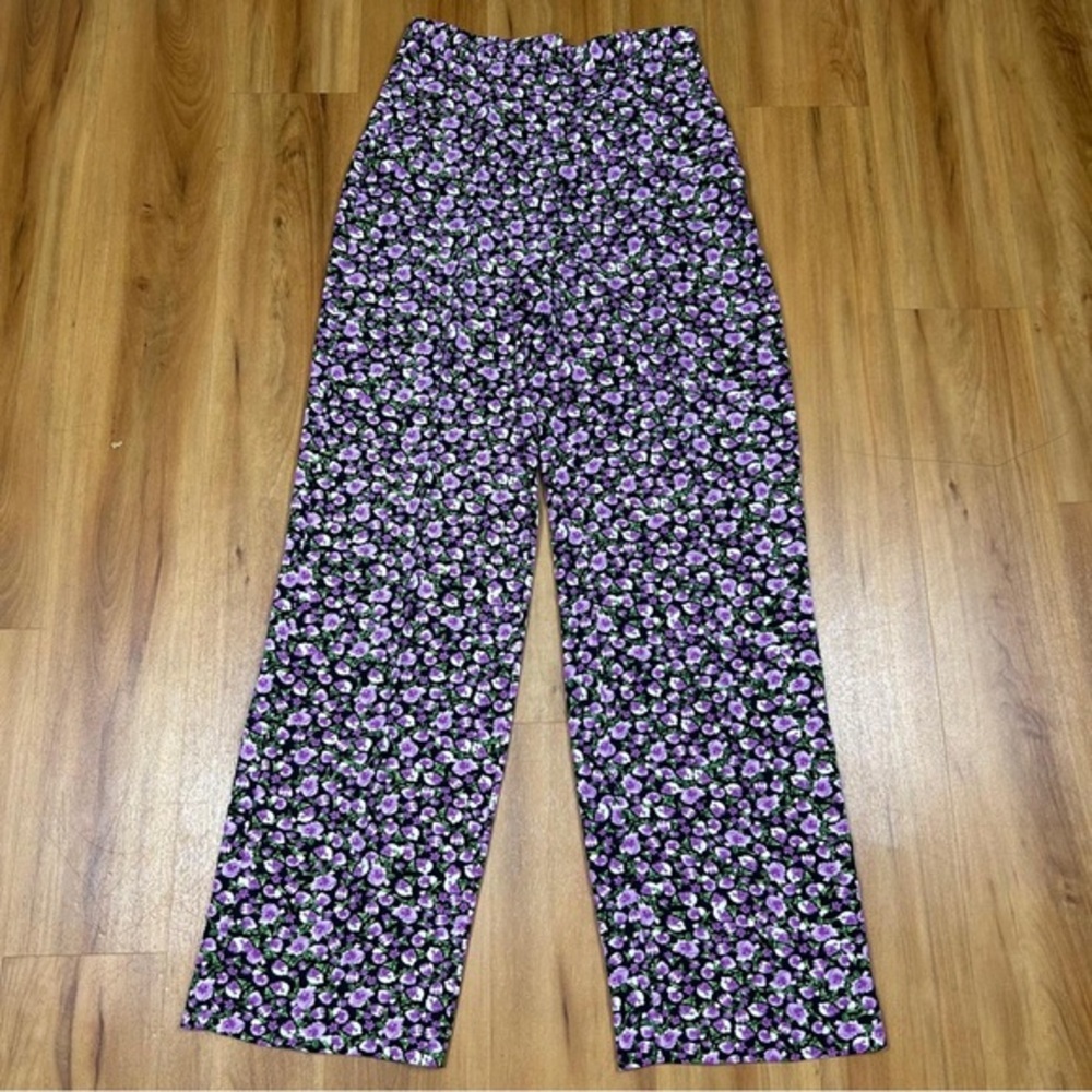 Zara Women’s Black and Purple Floral Wide Leg Pants Size S
